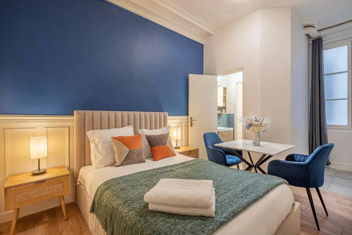 Apartamento Studio Douillet Pour 2 Au Coeur De Montmartre-Ii Paris