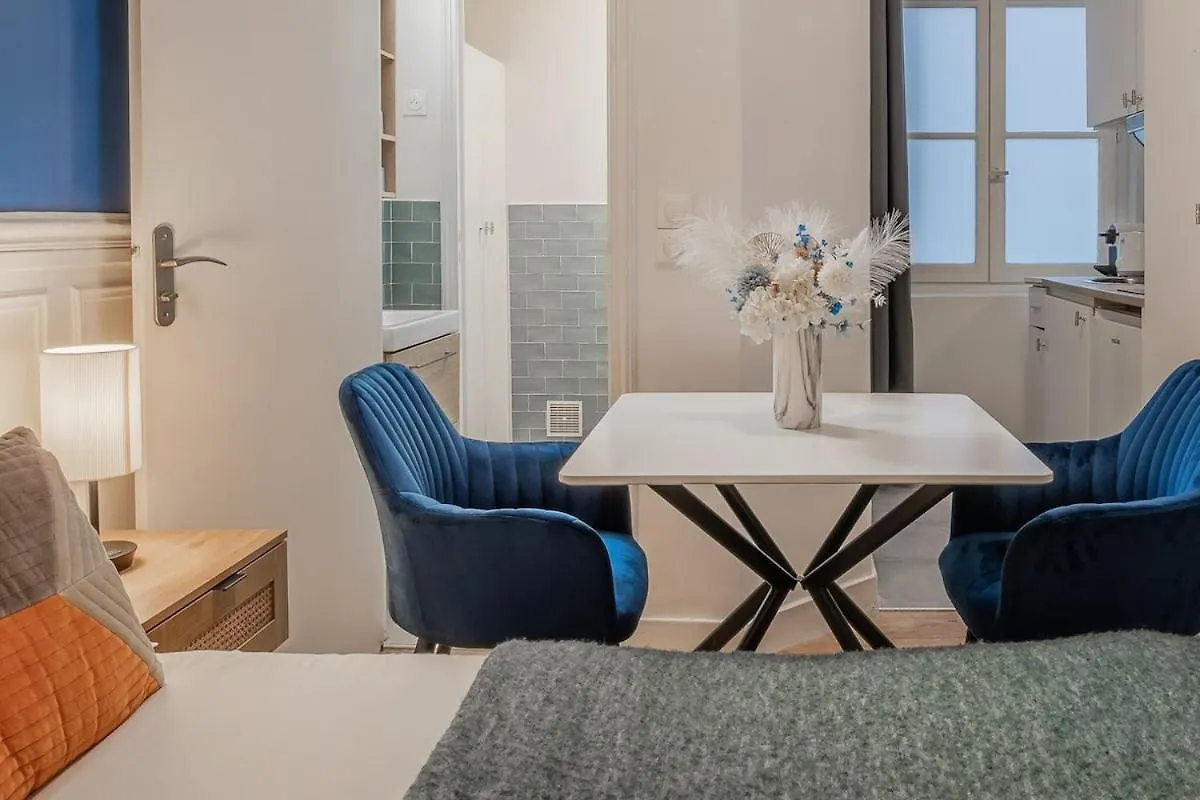 Studio Douillet Pour 2 Au Coeur De Montmartre-Ii Paris Apartamento